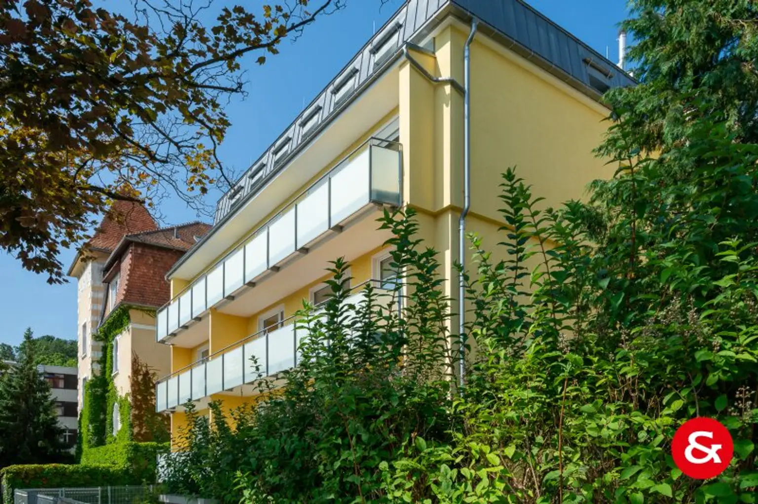 FANTASTISCHES PREIS-LEISTUNGSVERHÄLTNIS FÜR EINE SECHSZIMMERWOHNUNG MIT GROSSER TERRASSE, LIFTEINBAU IN VORBEREITUNG!