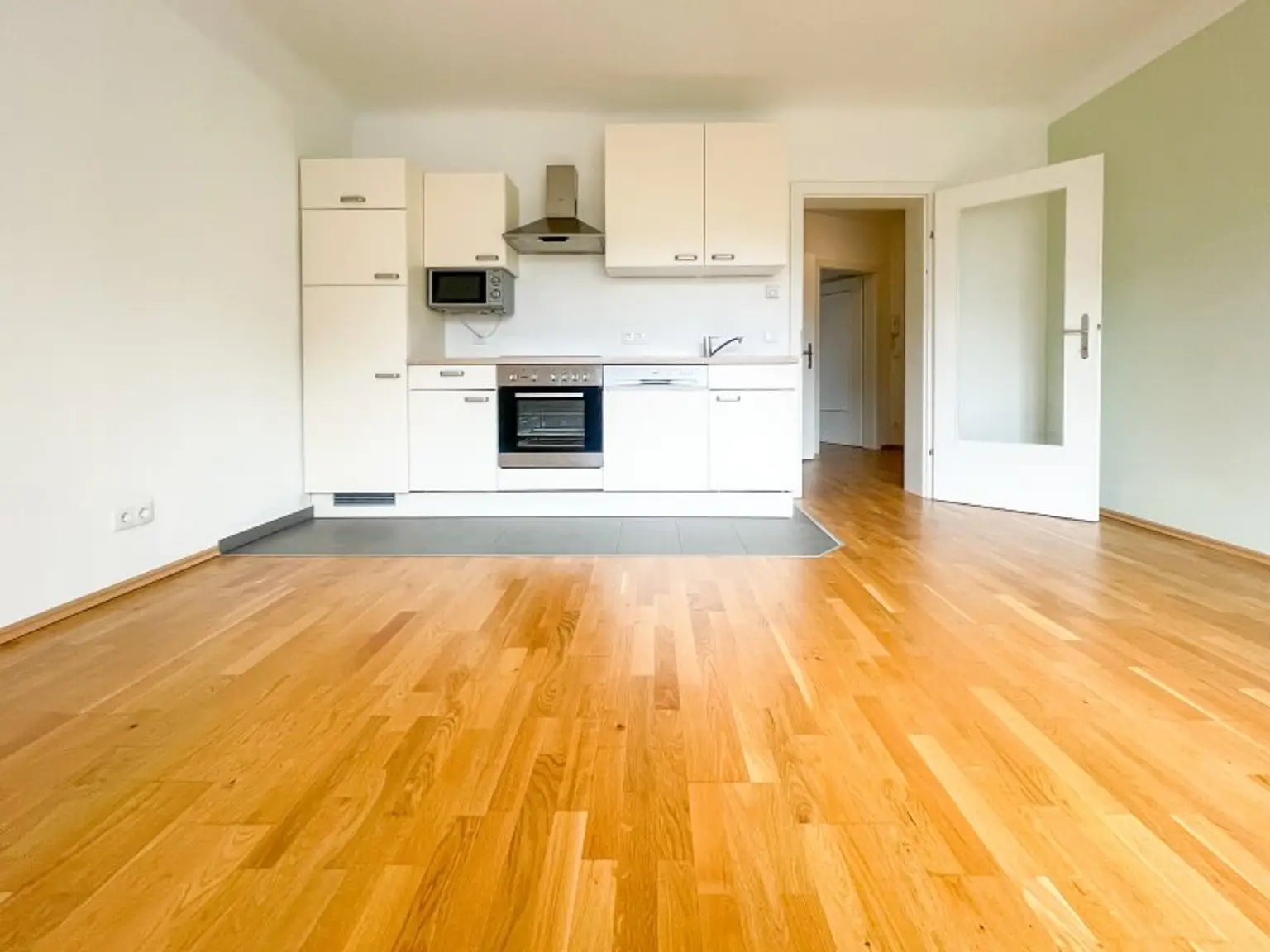 Helle 2-Zimmerwohnung mit hofseitigem Schlafzimmer – Nähe U4/U6 & Meidlinger Markt