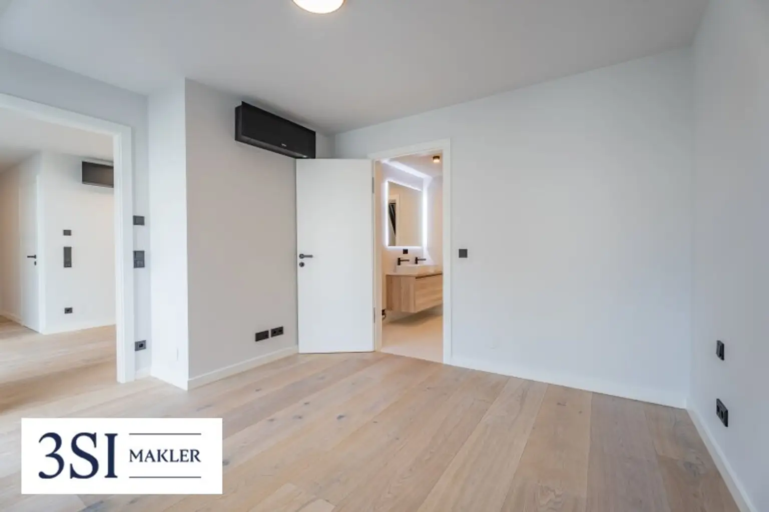 Urbaner Wohnkomfort mit Charme und Grünblick – stilvolle 3-Zimmer-Wohnung mit Balkon in ruhiger Innenhoflage