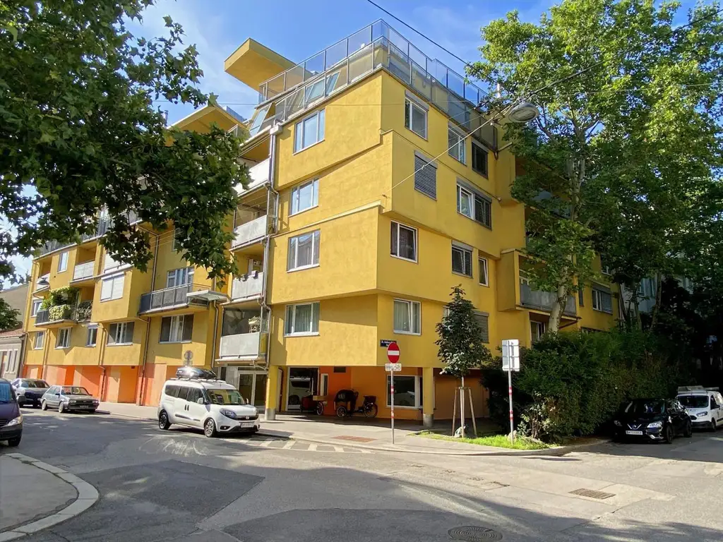 3 ZIMMER GARTENWOHNUNG | RUHE | VIEL STAURAUM | TERRASSE | 2 WC | GARAGE | EINBAUKÜCHE
