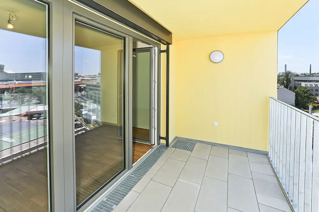 BLICK AUF DEN GRÜNEN PRATER UND DIE SKYLINE - 3 ZIMMER WOHNUNG MIT BALKON IN IDEALER LAGE