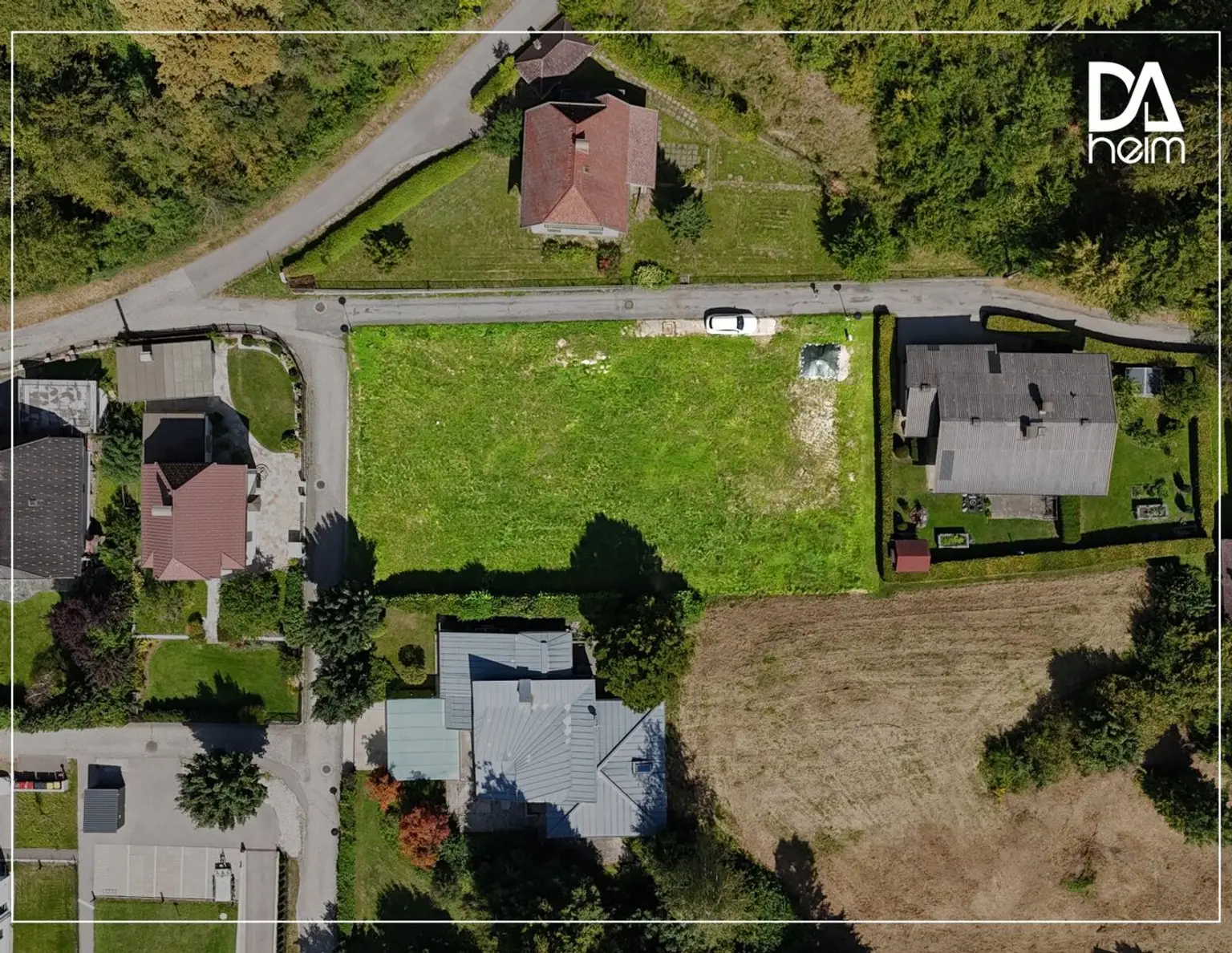 Sonniges Grundstück mit aufrechter Baubewilligung! (Bergblick)