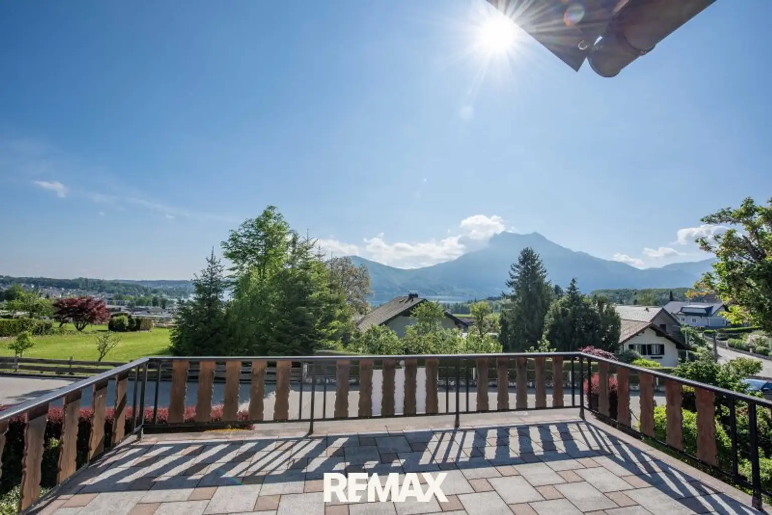Ausblick auf den Traunsee und den Traunsstein