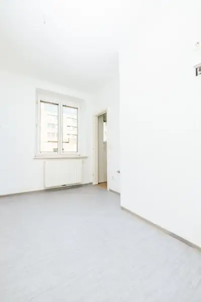 *WOW* I 3. ETAGE MIT AUFZUG I DUSCHE & KOMFORT I BAHNHOFNAH I HAUSTIERE ERLAUBT I MODERNER STYLE I TOP AUFTEILUNG I PROJEKT WOHNEN