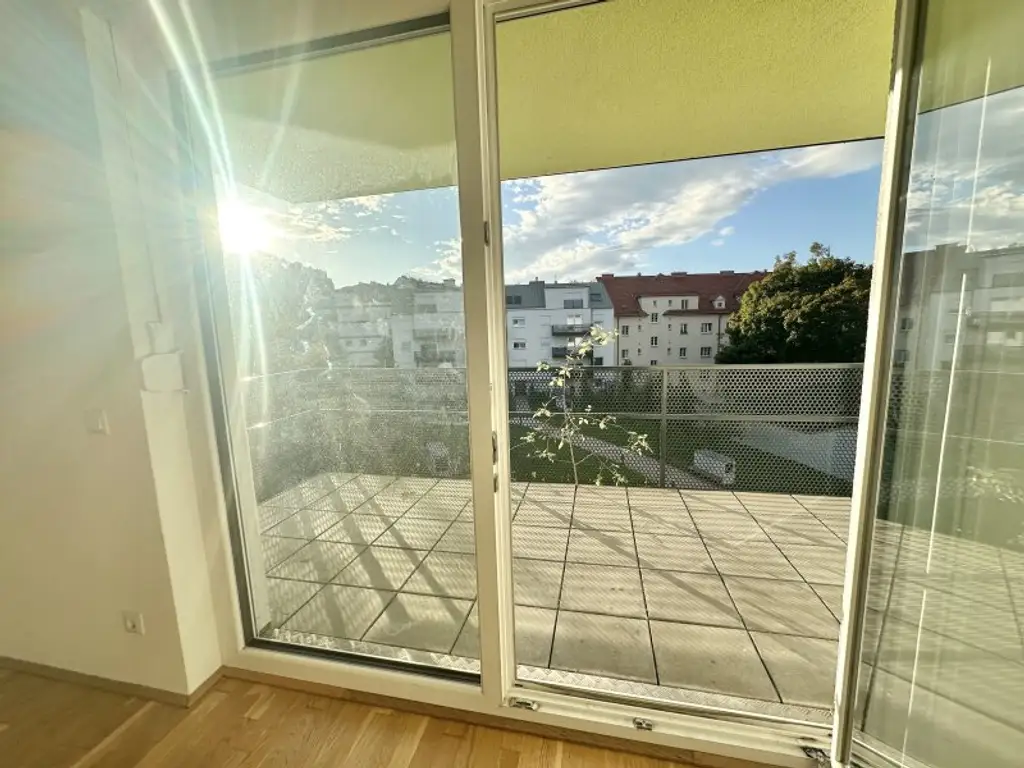 NACHMIETERSUCHE! Wohnen in Floridsdorf – 3-Zimmer-Wohnung mit Balkon - Nähe Shopping City Nord & Klink Floridsdorf!