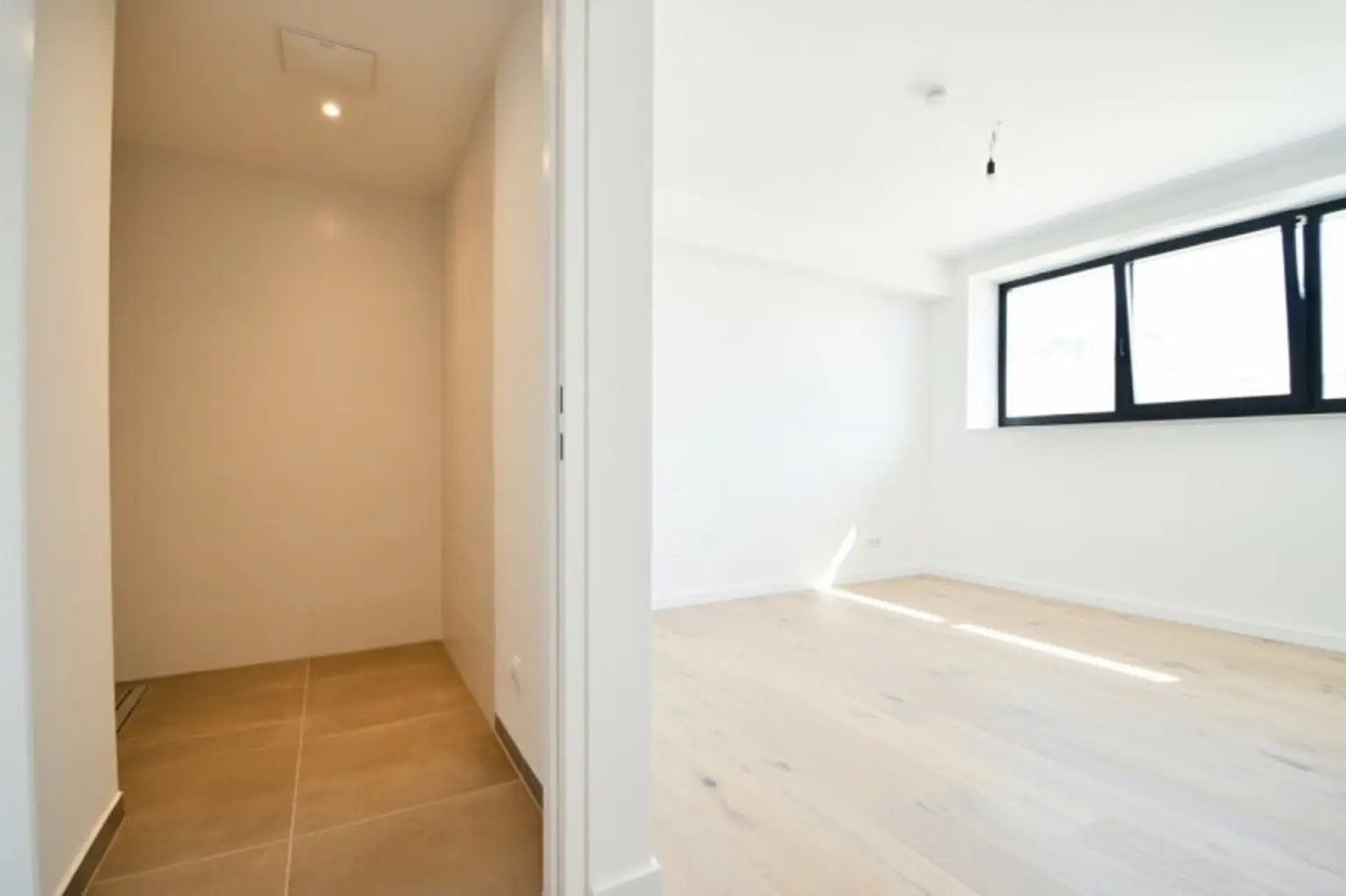 Charmantes Dachgeschoss-Domizil mit Loggia in urbaner Toplage