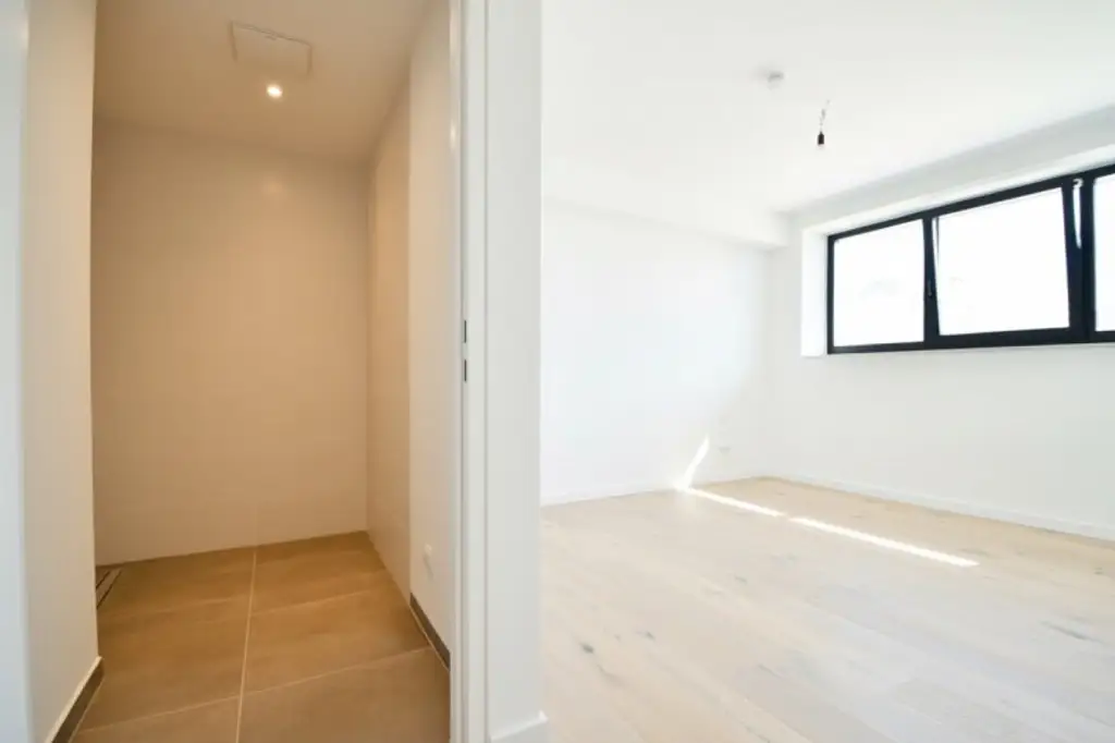 Charmantes Dachgeschoss-Domizil mit Loggia in urbaner Toplage