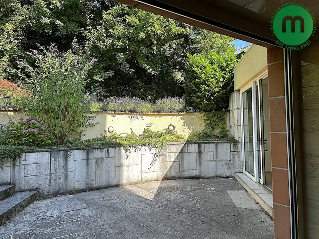 Wohnen am grünen Stadtrand - 160 m² Gartenwohnung in absoluter Ruhelage