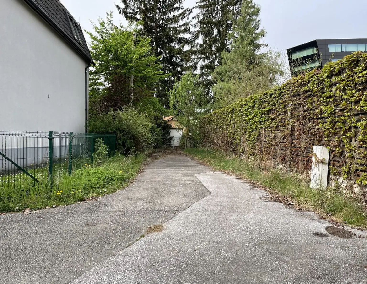 Sanierungsbedürftige Liegenschaft mit Entwicklungspotenzial