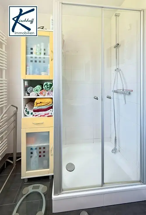 Bad mit Dusche