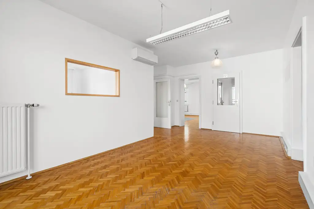 "Traumwohnung mit Blick auf die St. Elisabeth Kirche"