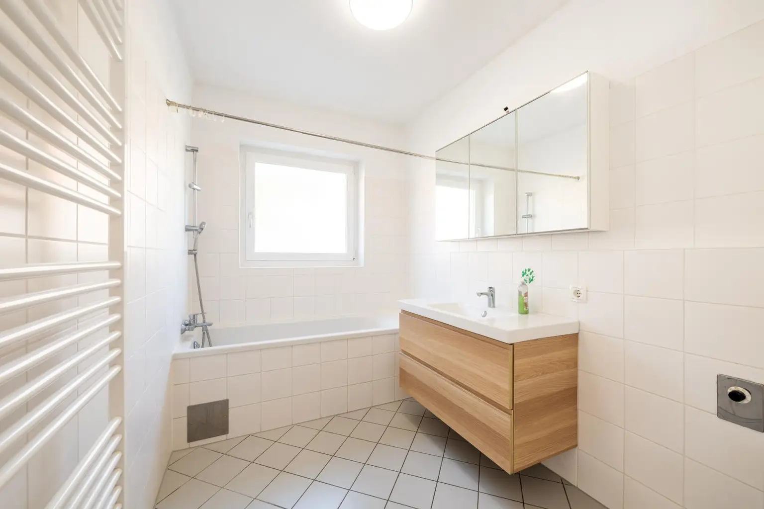 Geräumige 3-Zimmer-Wohnung mit großem Balkon in Graz/Gösting