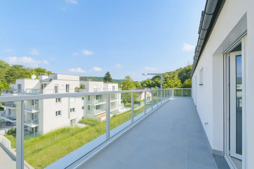 3-Zimmer-Neubau mit zwei Terrassen an der Grenze zu Purkersdorf