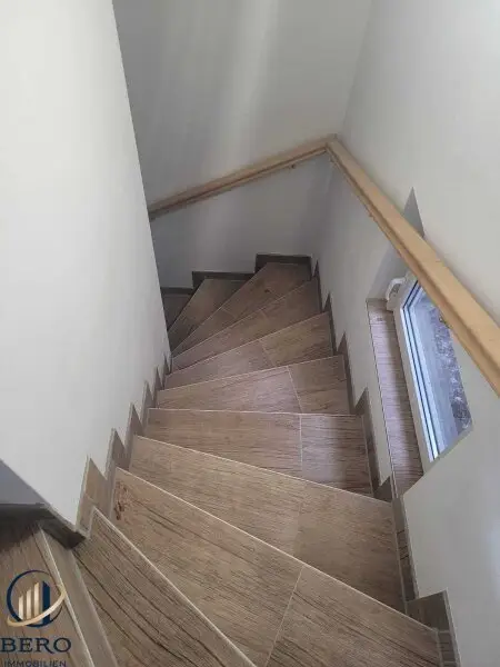 "Willkommen in Ihrem Einfamilienhaus mit Pool im 3. Bezirk"