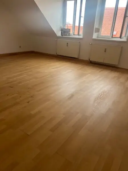 Charmante 1-Zimmer-Dachgeschosswohnung in Graz Eggenberg – Ideal für Studenten und Singles!