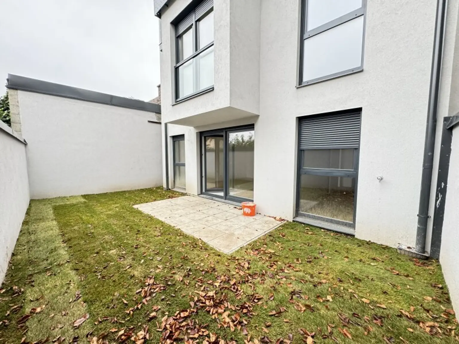 Ihre moderne neue Traumwohnung in einer naturnahen Lage! Ab sofort verfügbar!