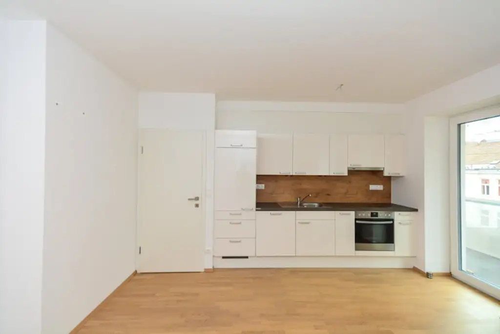 Der Sommer kann kommen: 2 Zimmer Wohnung in Hofruhelage mit großem Balkon