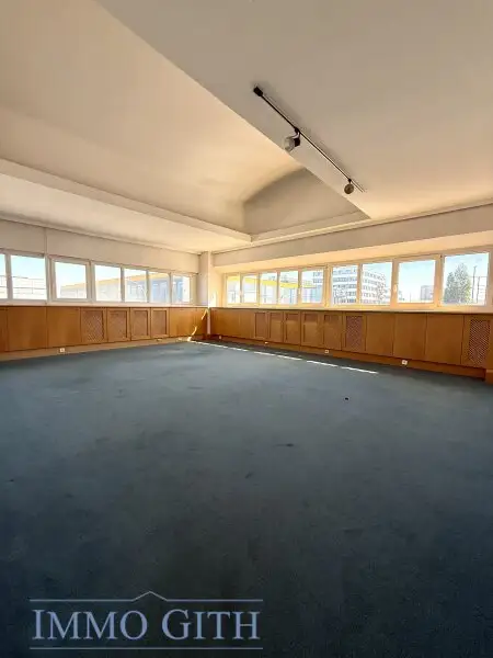 950 m² Lager + 355 m² Büro in 1230 Wien (Talpagasse) zu mieten! – Top-Anbindung, videoüberwacht, flexibel nutzbar