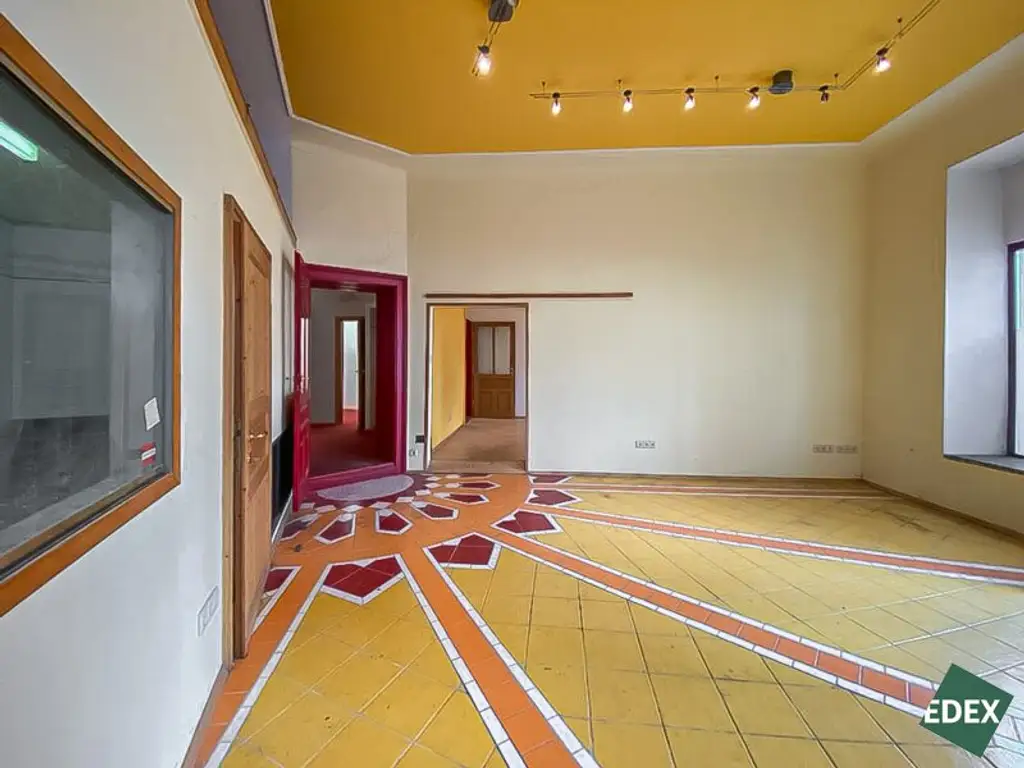 Freundliches Geschäftslokal in U-Bahn Nähe