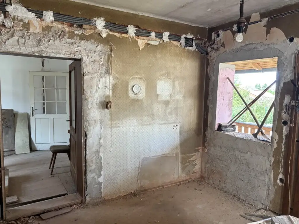 = PREISKNALLER =  Güssing !! Renovierungsobjekt in Zentrumslage mit ca. 430 m2 Eigengrund !!!