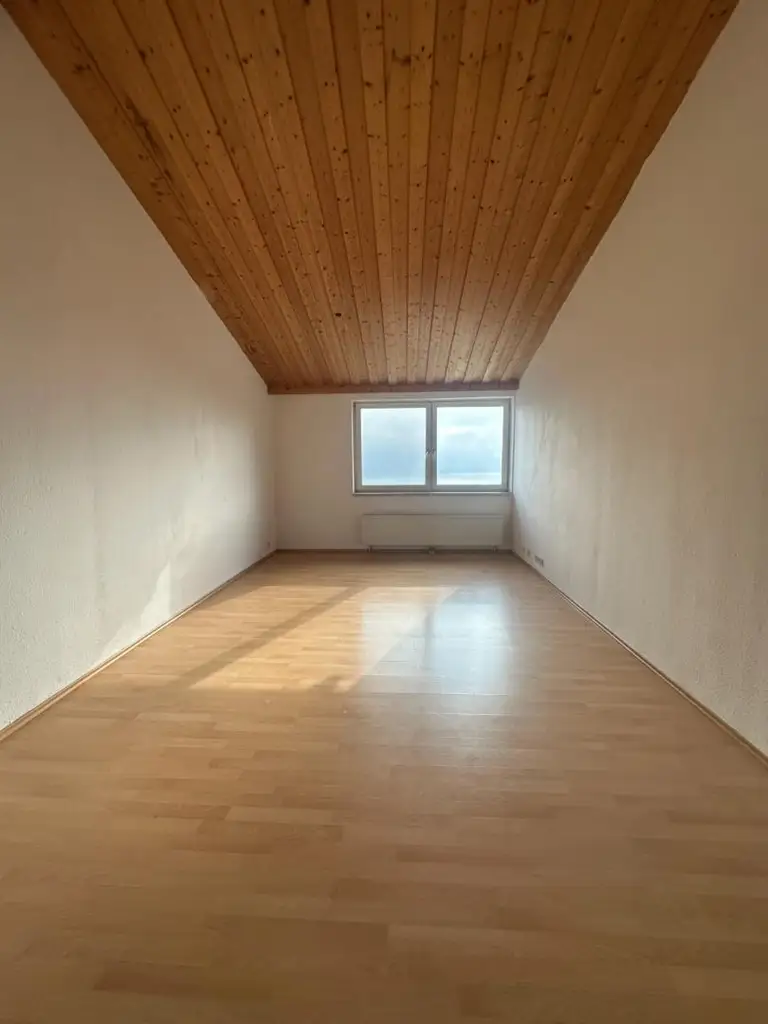 Dachgeschosswohnung mit fantastischem Seeblick