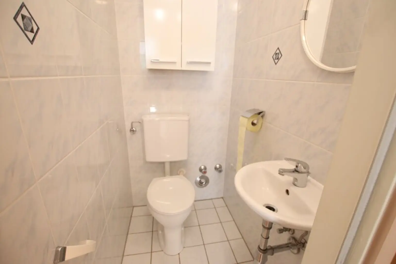 Junge & schöne 71,50m² 2 Zi City-Gartenwohnung mit 123m² Eigengarten & Tiefgarage am St. Veiter Ring