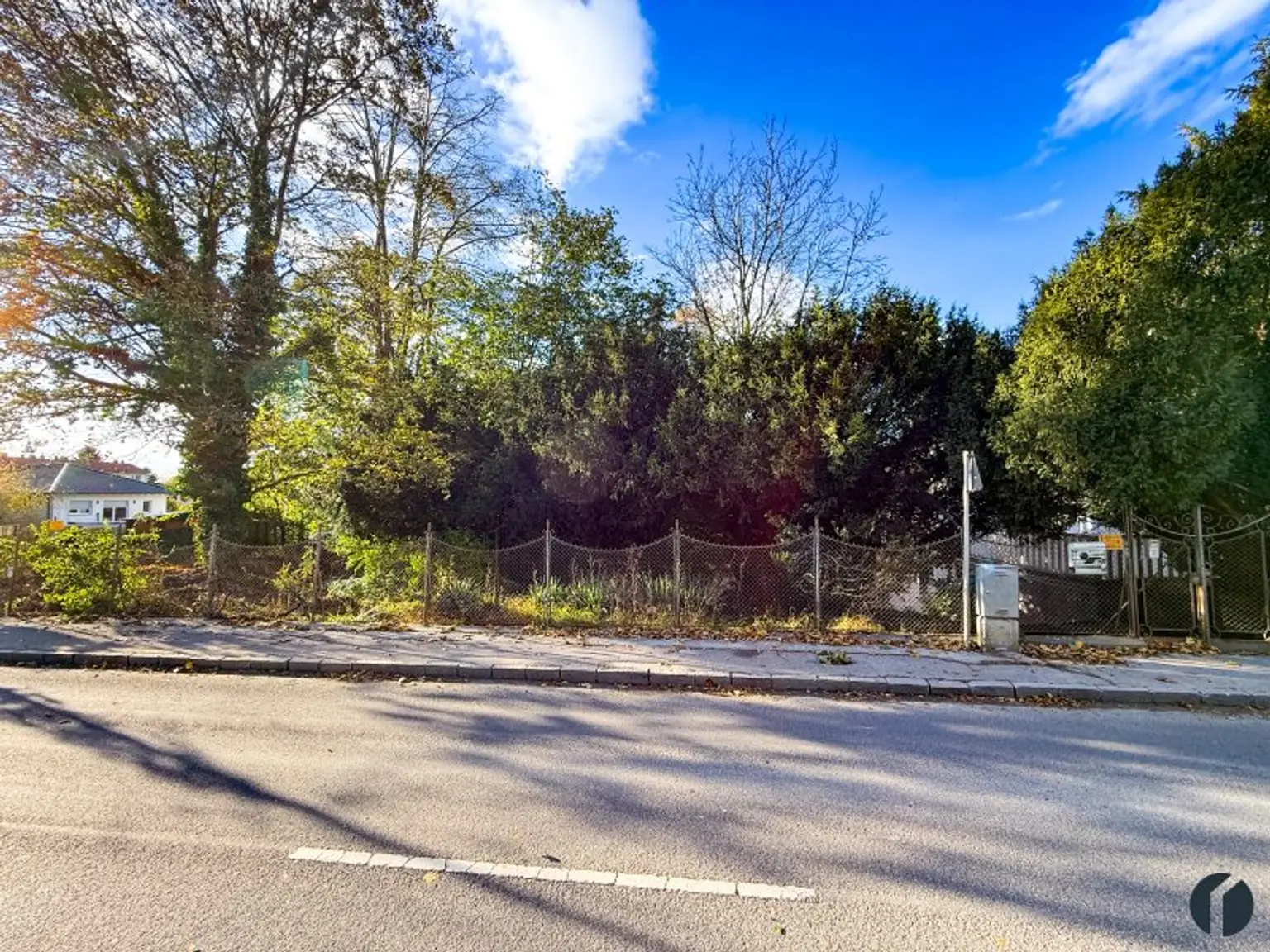 Grundstück mit Potenzial für Ihr Einfamilienhaus in Altenberg