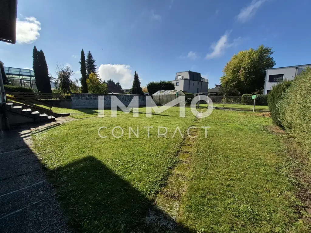 Renovierungsbedürftiger Bungalow in Top Lage!