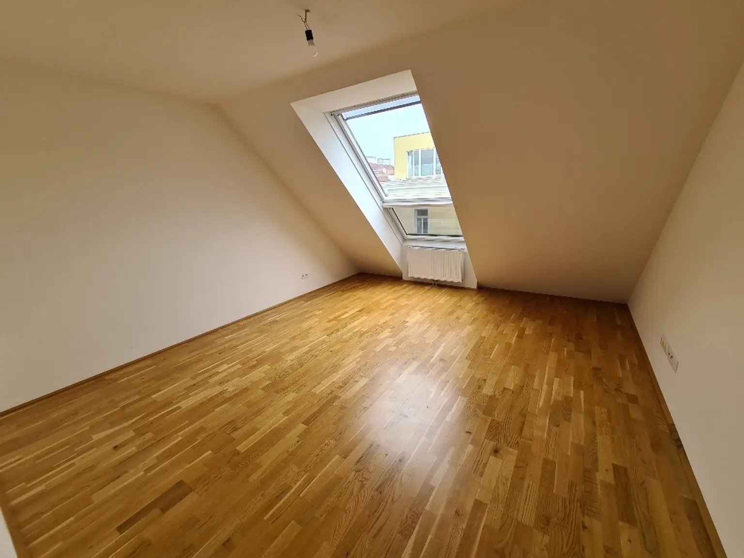 Zimmer  VI