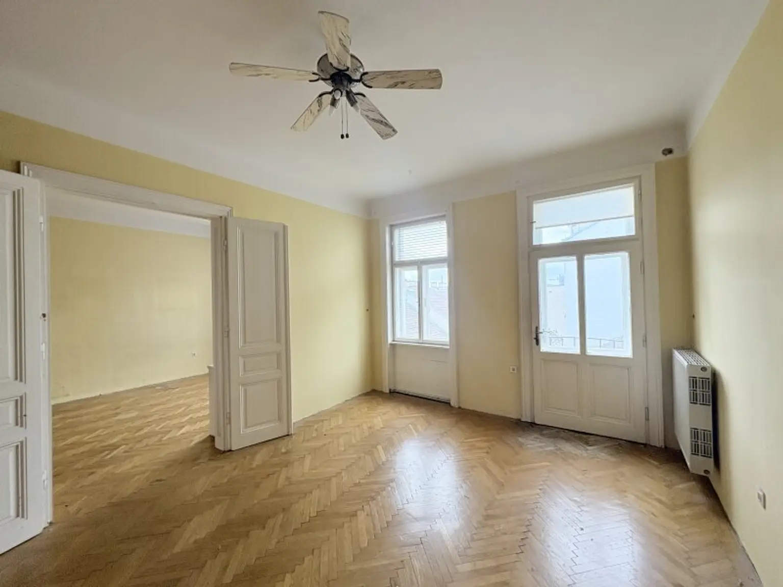 Charmante 2-Zimmer-Wohnung in 1090 Wien – Ihr Sanierungsprojekt wartet!