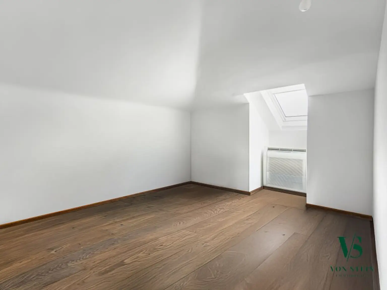 Schlafzimmer 4