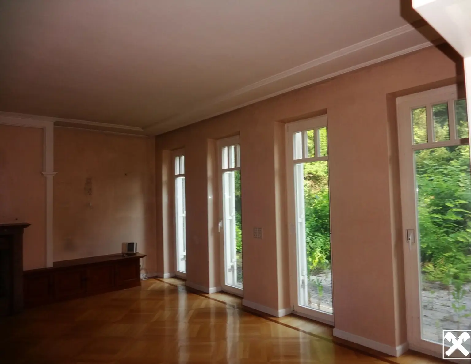 Beste Lage mit Schutzzone !!! Großes Grundstück mit Altbestand !