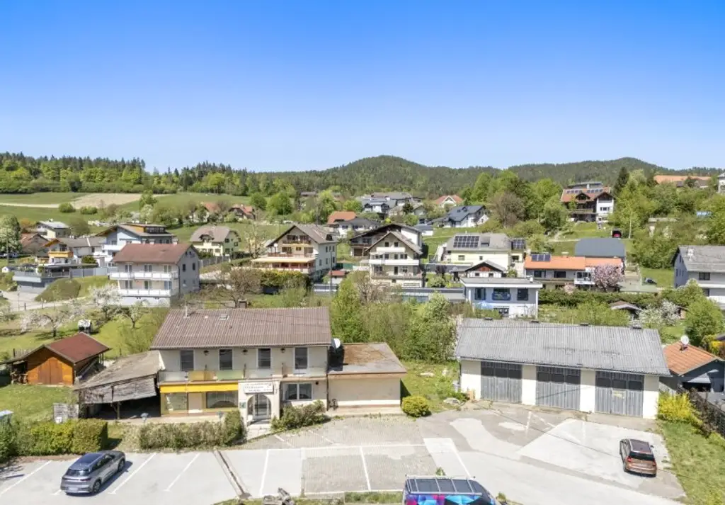 Wohn- und Geschäftshaus in Keutschach-Höflein mit 1.892m² Grundstück und 3 XXL-Garagen Nähe Rauschelesee mit vielen Verwendungsmöglichkeiten
