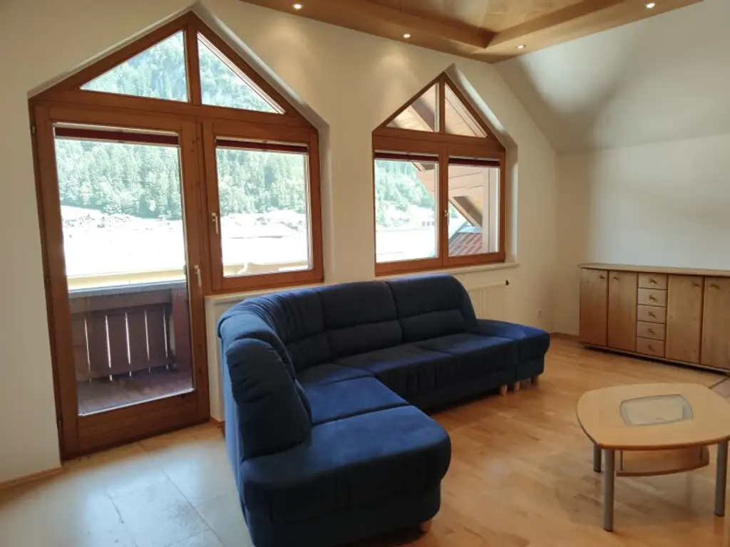 Charmante 3 Zimmer Dachgeschosswohnung in Ramsau