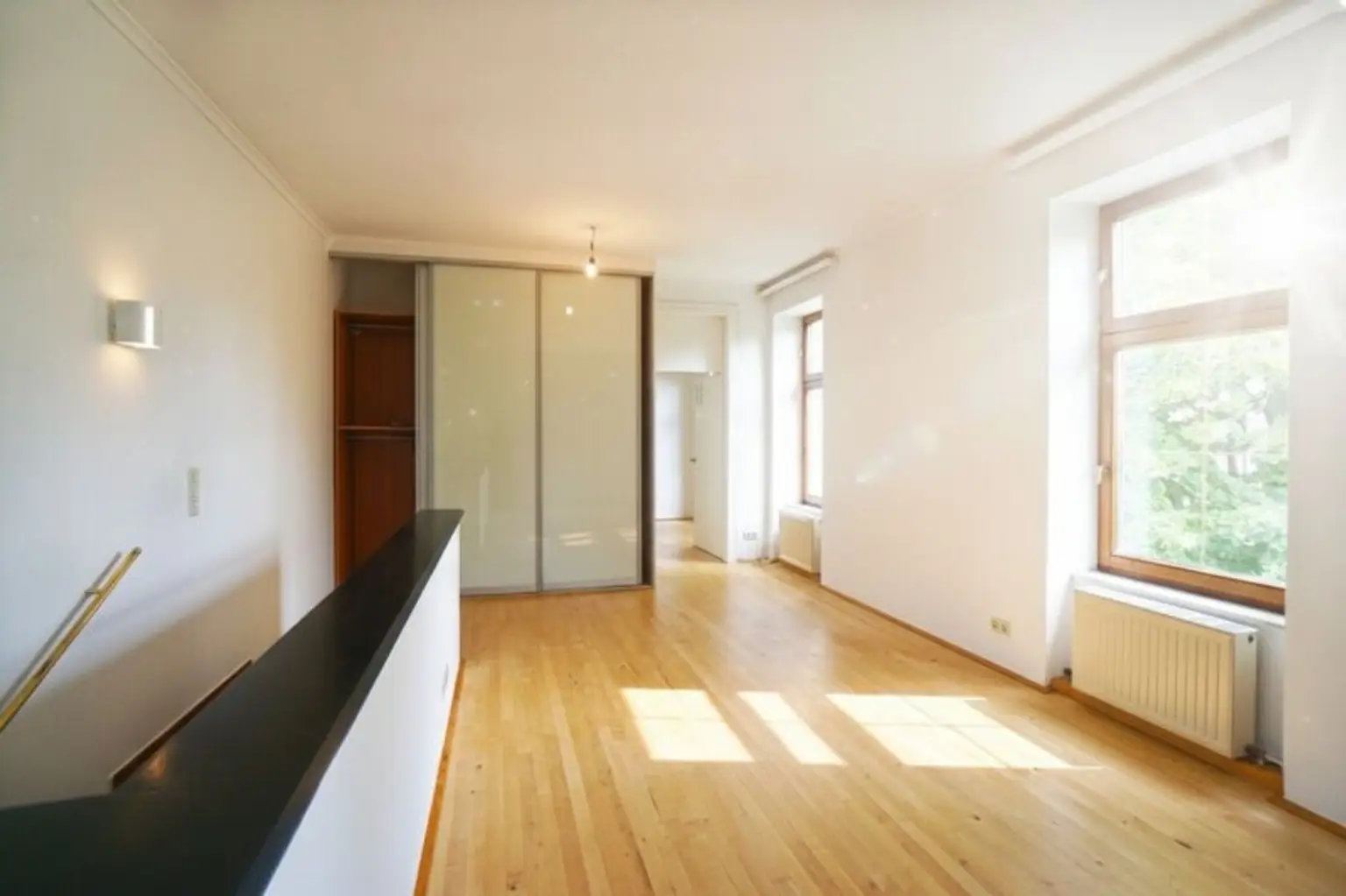 Zimmer 2 Richtung Schrankraum