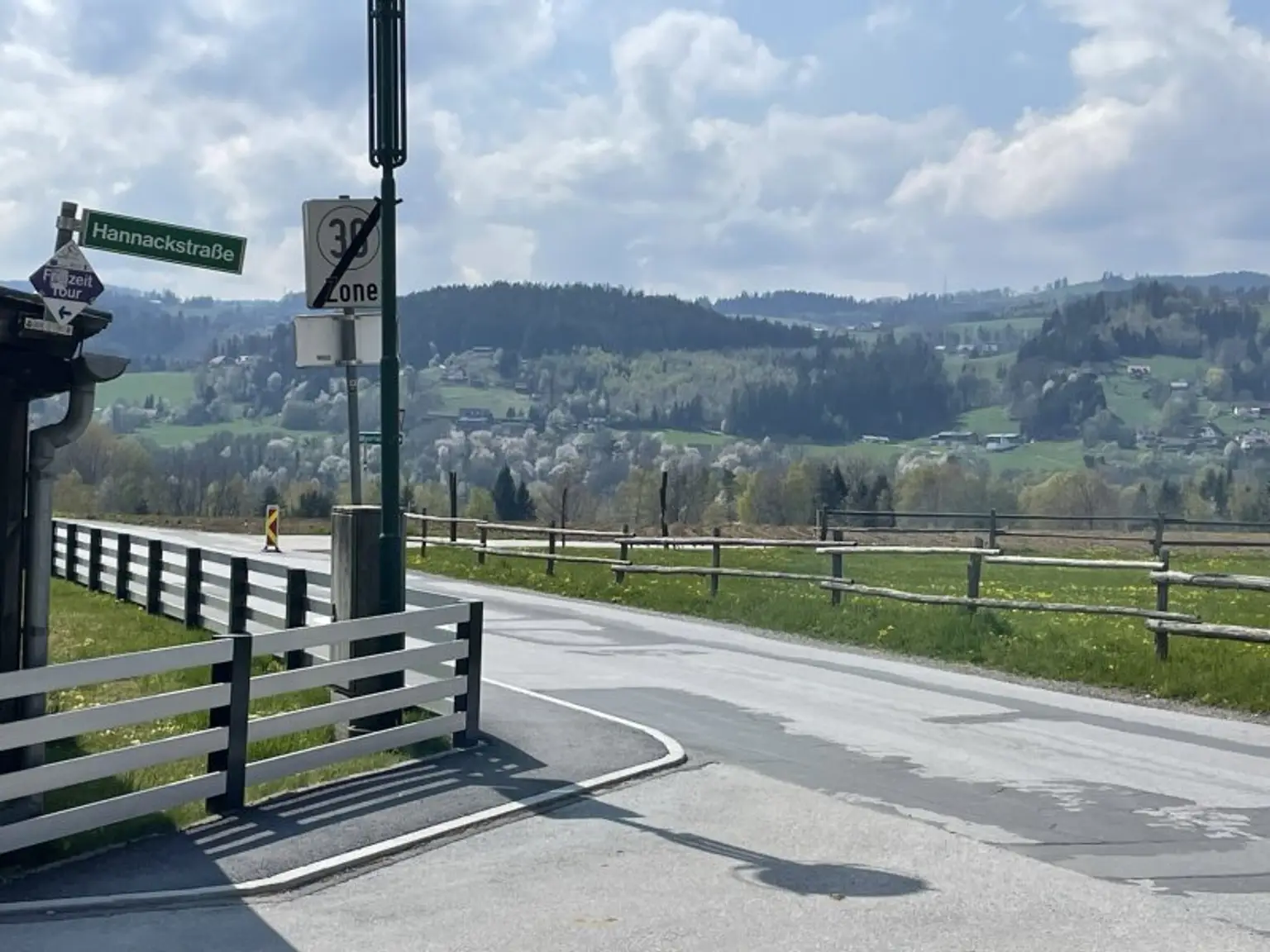 WALLFAHRTSORT MARIA LANKOWITZ - SONNIGER BAURECHTSGRUND