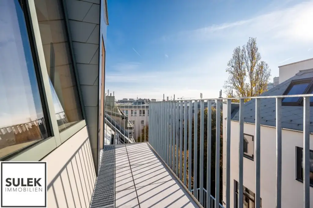 Erstbezug: traumhafte DG-Maisonette mit 3 Schlafzimmern und 2 Bädern