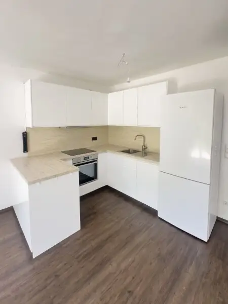 Traumhaftes Reihenhaus mit zwei Wohneinheiten in ruhiger Lage in Stockerau – Ideal für Familien und Anleger!