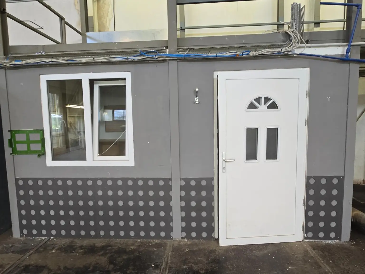 FLEXIBEL nutzbare Hallenflächen, von 53 - 328 m² für IHR GEWERBE