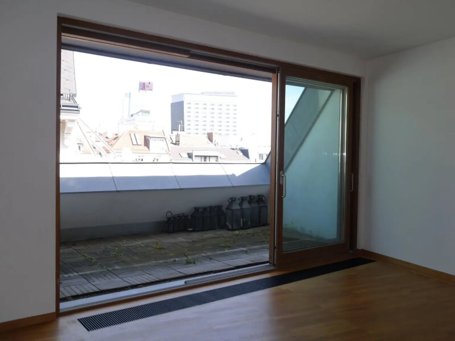 LOFT MIT PRIVATER TERRASSE NÄHE STEPHANSPLATZ