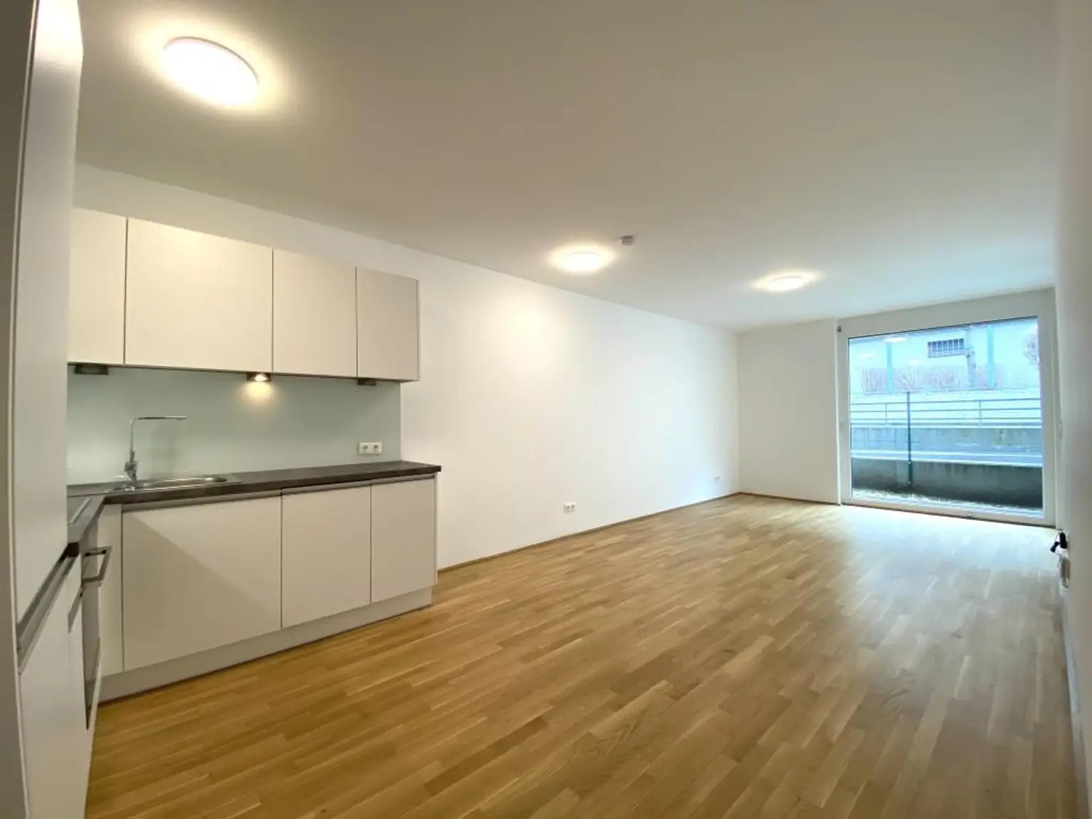 Moderne Terrassenwohnung mit kl. Garten - U6 Nähe!!