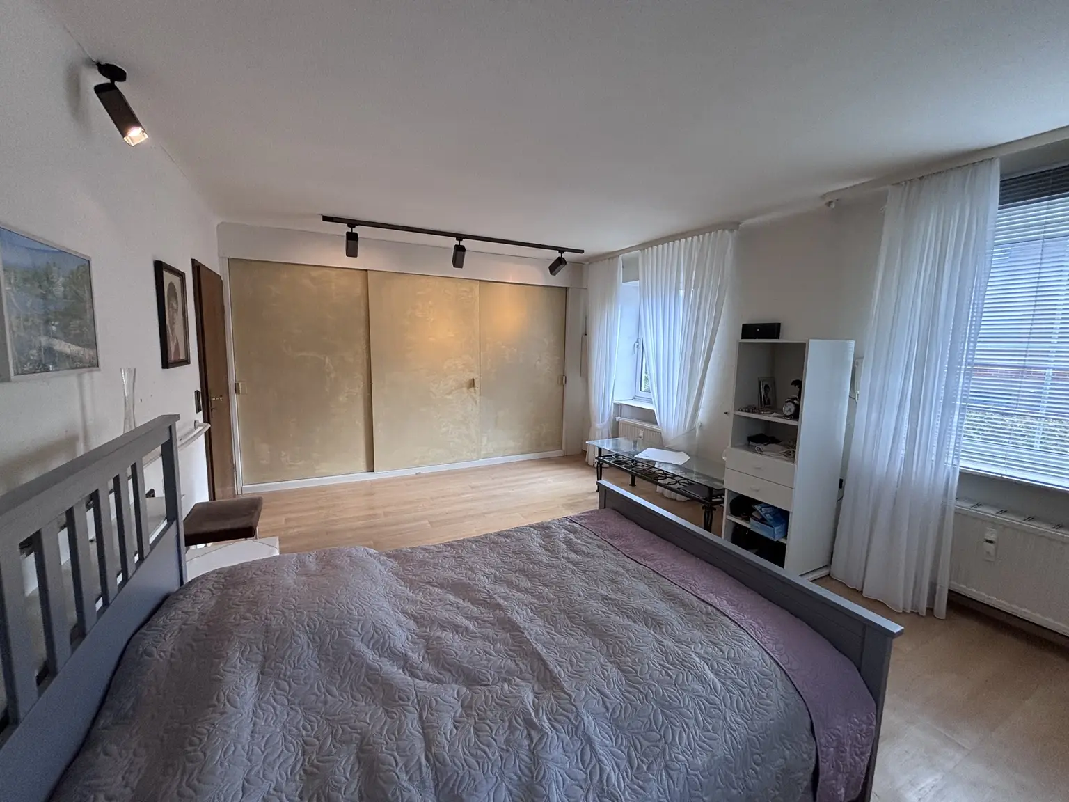 Schlafzimmer 1 DG