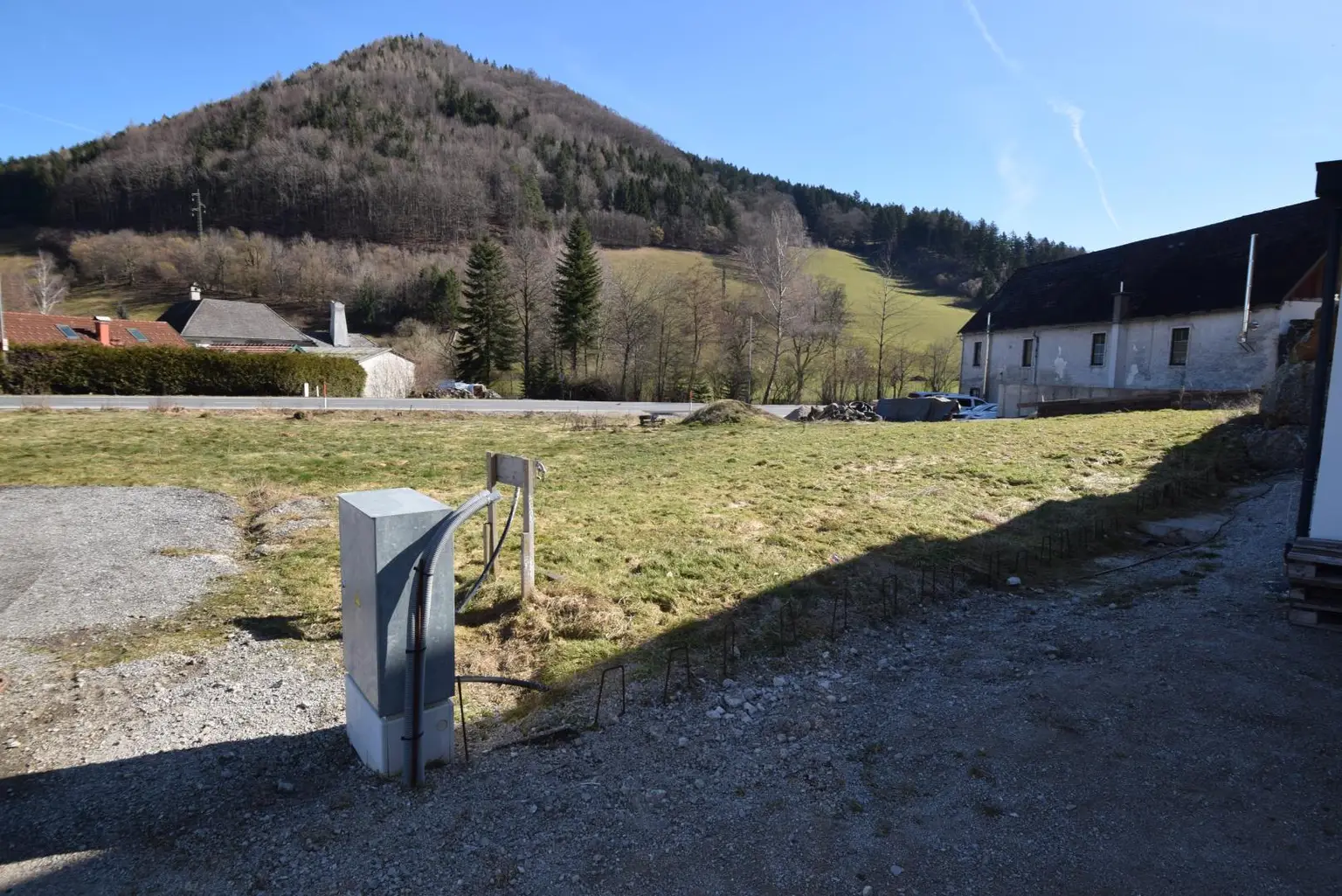 öffentliche Anschlüsse an der Grundgrenze