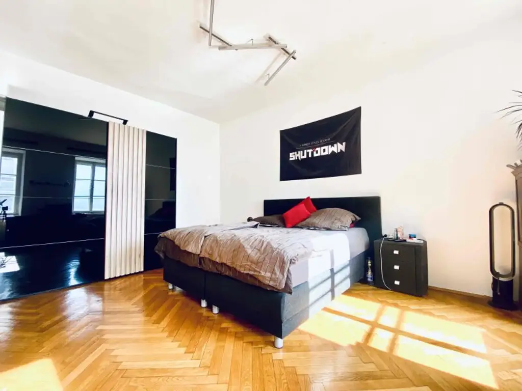 Stadthaus mit Geschichte und Entwicklungspotenzial im Herzen von Gmunden