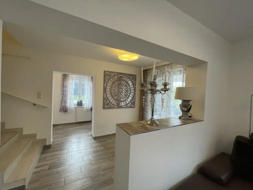 TOP-LIEGENSCHAFT MIT LUXUIÖSEM HAUS UND 2.568 m² GRUND - GRÜNRUHELAGE!