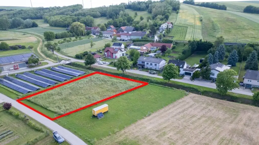 Großes Grundstück in Ruhelage! Erfüllen Sie sich ihren Traum vom Haus!