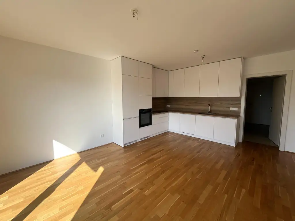Moderne 3-Zimmer-Wohnung mit Balkon