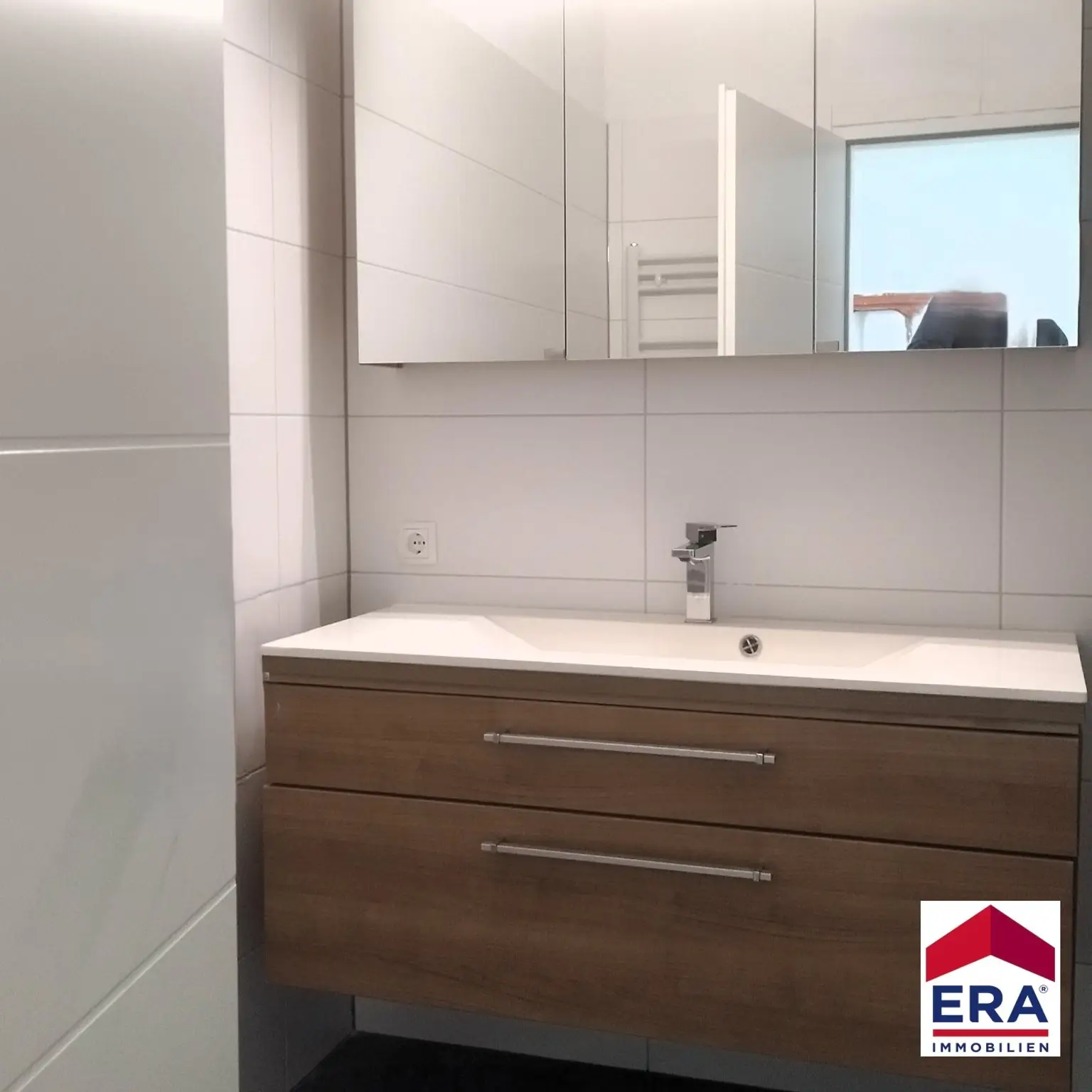 Moderne 2-Zi-Wohnung mit Loggia & Garage in Linz, vollrenoviert, Top Lage!