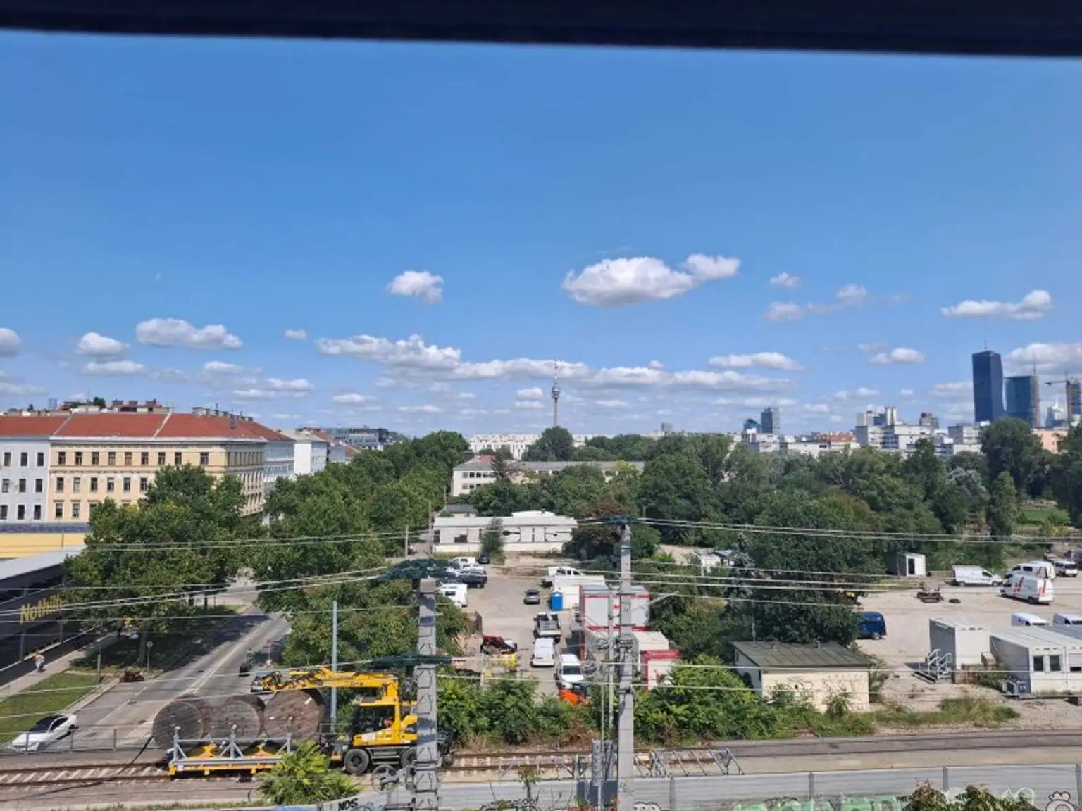 Traumhafte Dachgeschoßwohnung in 1020 Wien – mit herrlichem Rundumblick