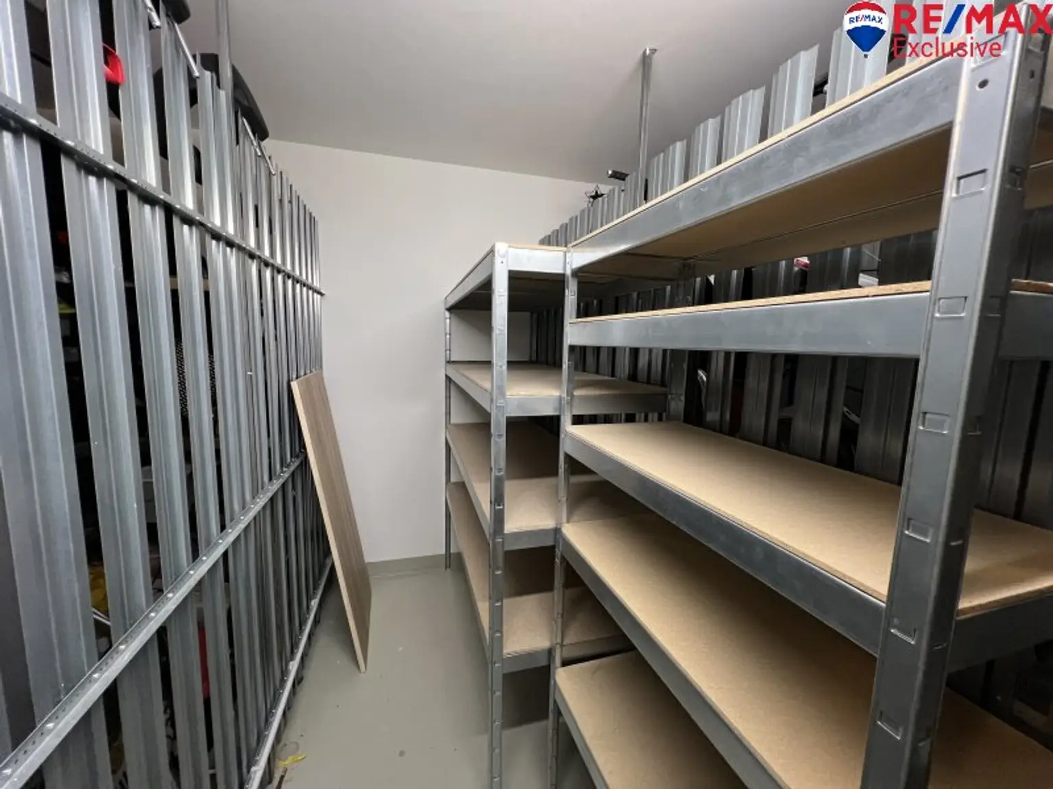 Wohlfühloase im Dachgeschoss: 3-Zimmer-Wohnung mit Balkon in Unterwaltersdorf!